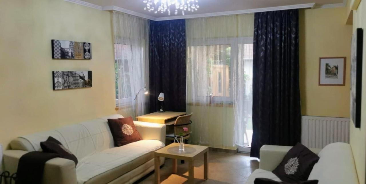 Mediterrania Apartment Keszthely Esterno foto