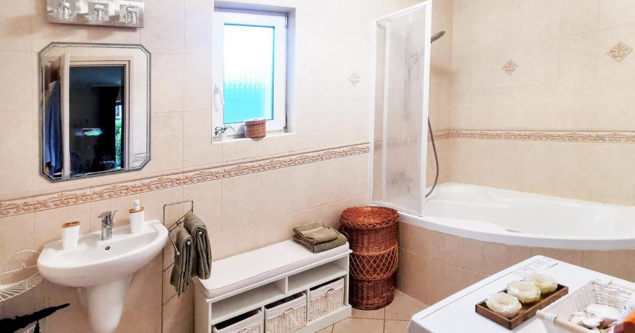 Mediterrania Apartment Keszthely Esterno foto